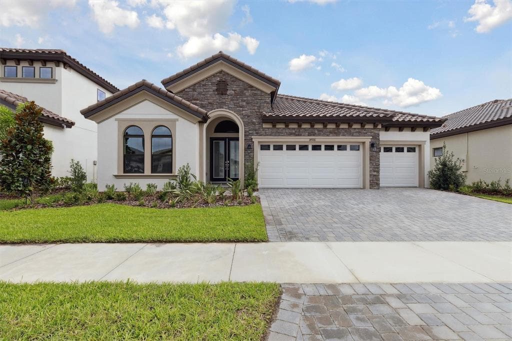 14936 RIDER PASS DRIVE LITHIA, FL 33547