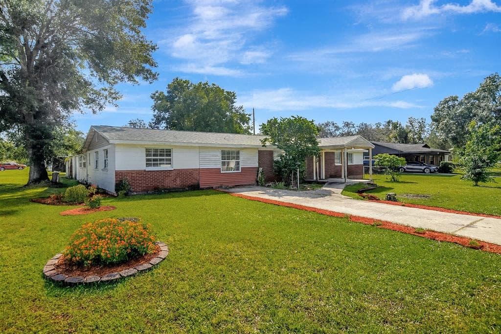 11207 N 51ST STREET TAMPA, FL 33617