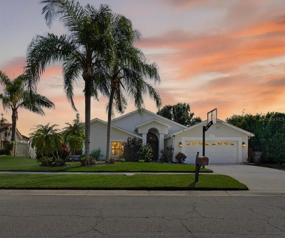 3238 CULLENDALE DRIVE TAMPA, FL 33618