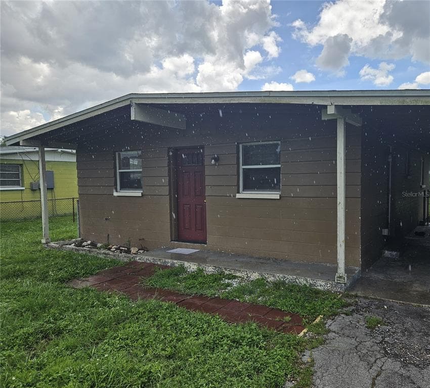 7921 ENDIVE AVENUE TAMPA, FL 33619