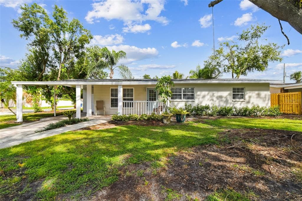 4602 S RENELLIE DRIVE TAMPA, FL 33611