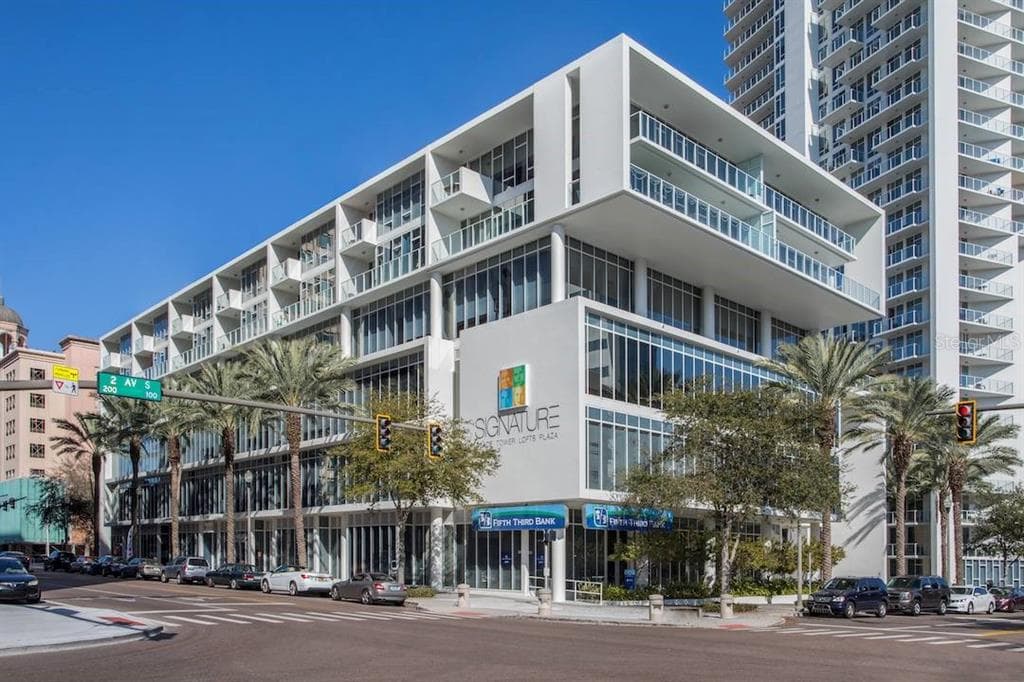 145 2ND AVENUE S UNIT 623 ST PETERSBURG, FL 33701