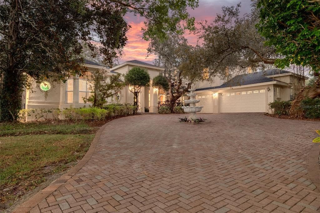 2827 POST ROCK DRIVE