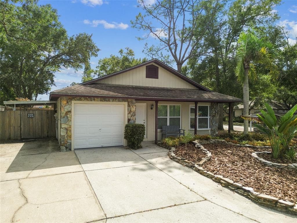 3629 KATHY COURT PALM HARBOR, FL 34684