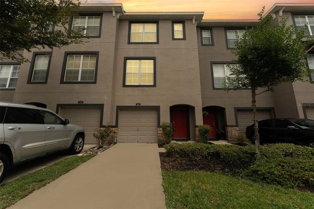 2521 LEXINGTON OAK DRIVE BRANDON, FL 33511