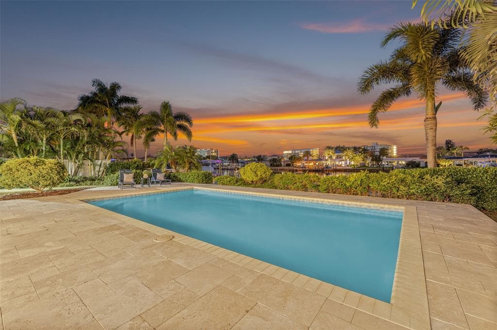 230 MIDWAY ISLAND CLEARWATER BEACH, FL 33767