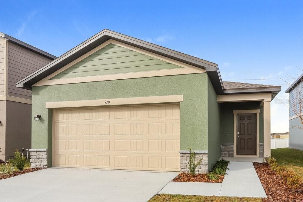 970 KELLY FERN LOOP RUSKIN, FL 33570