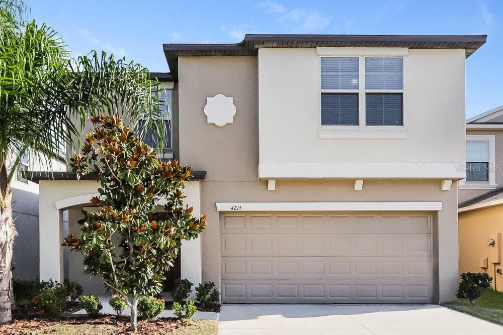 4215 UNBRIDLED SONG DRIVE SUN CITY CENTER, FL 33573