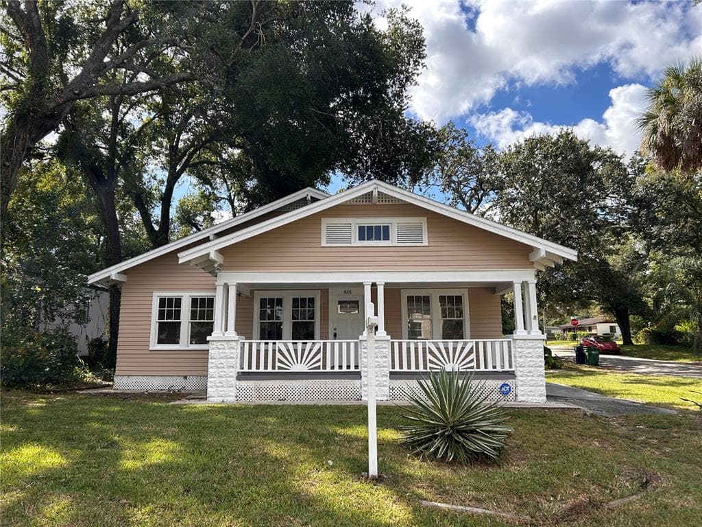 801 E HOLLYWOOD STREET TAMPA, FL 33604