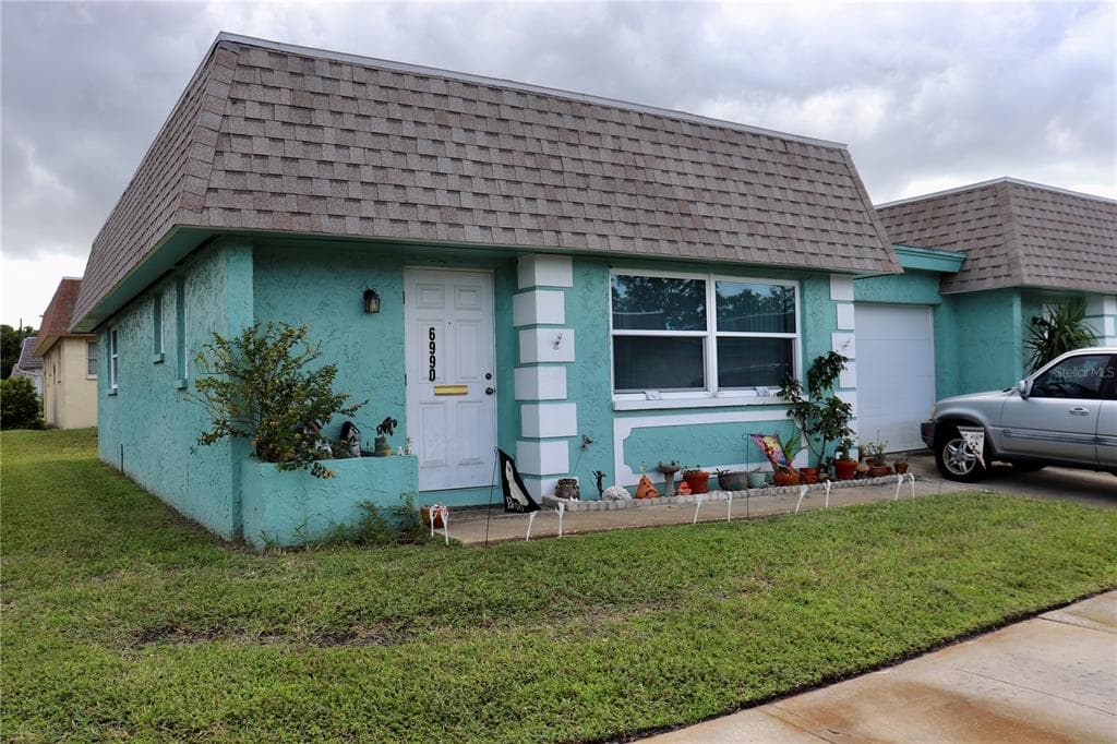 6990 VERSAILLES N UNIT 6990