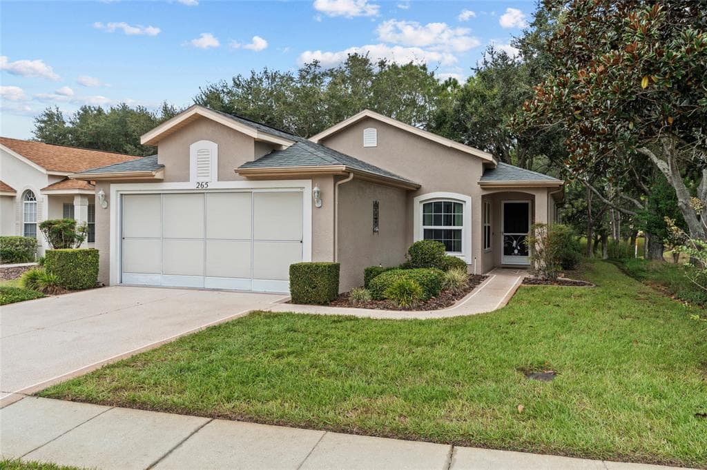 265 CENTER OAK CIRCLE SPRING HILL, FL 34609