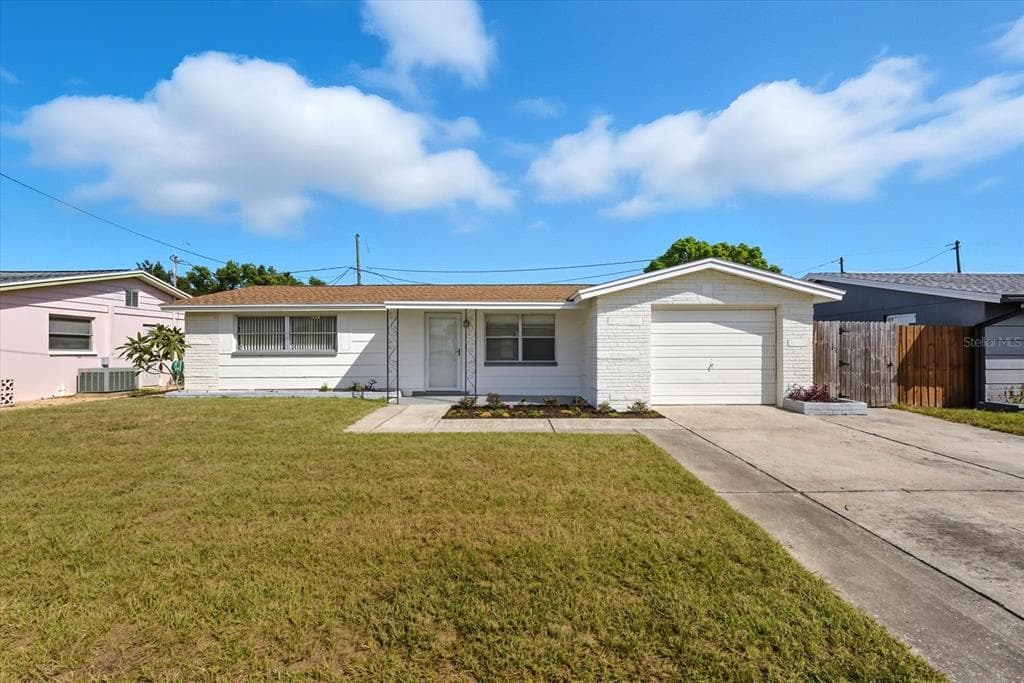 5729 MOSAIC DRIVE HOLIDAY, FL 34690