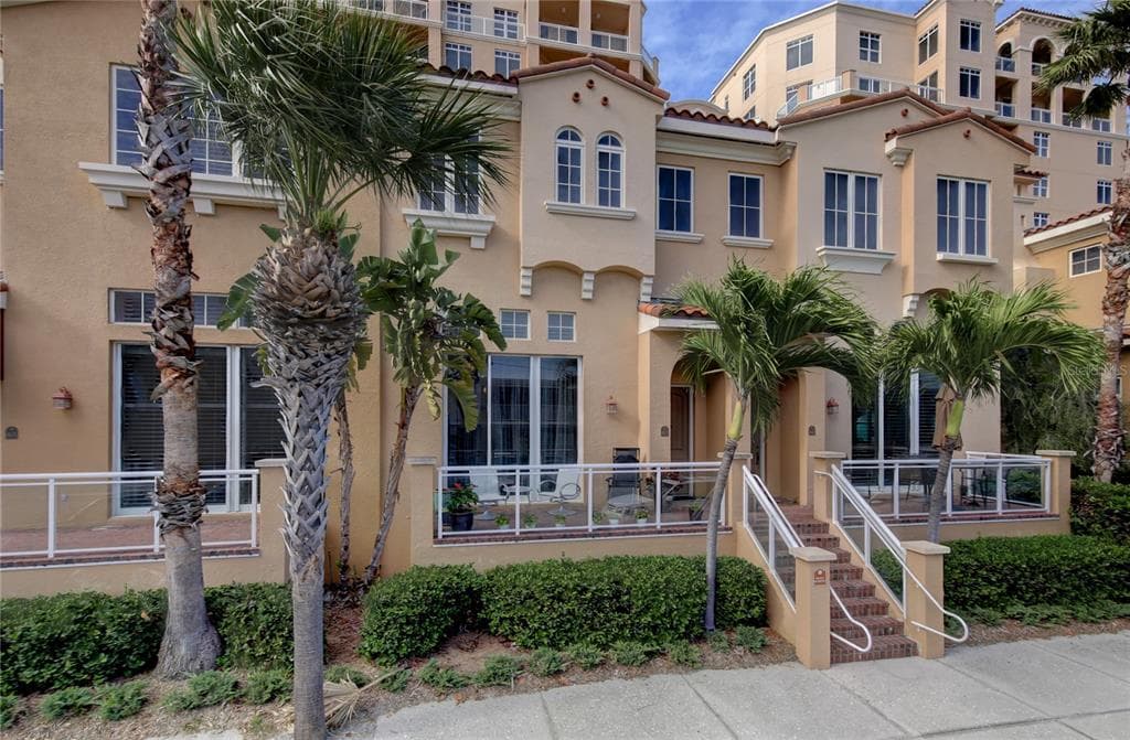 505 MANDALAY AVENUE UNIT 62 CLEARWATER BEACH, FL 33767