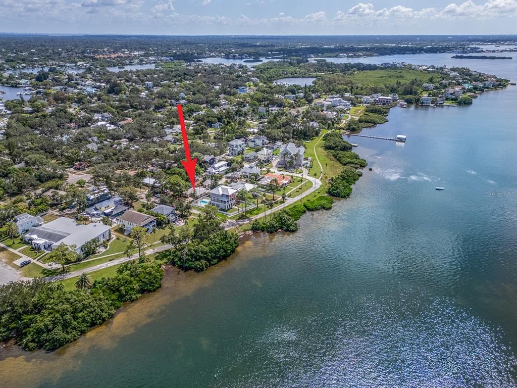 611 PENNSYLVANIA AVENUE PALM HARBOR, FL 34683