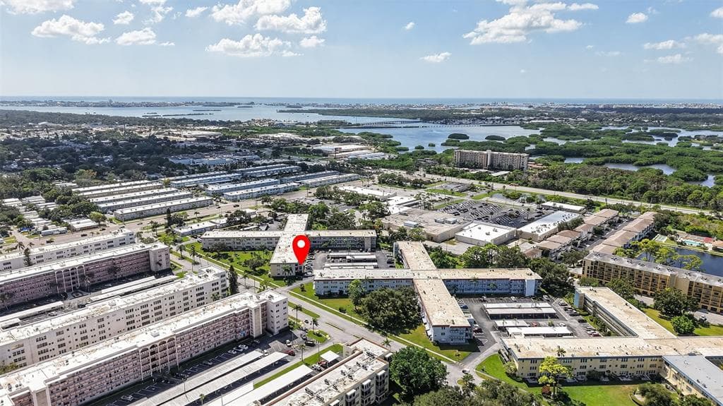 5530 80TH STREET N UNIT B106 ST PETERSBURG, FL 33709