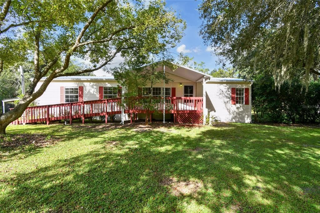 18818 HOLLY PINE TRAIL LITHIA, FL 33547