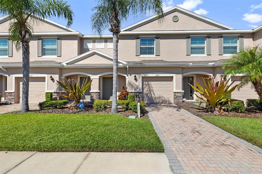 3755 SILVERLAKE WAY WESLEY CHAPEL, FL 33544