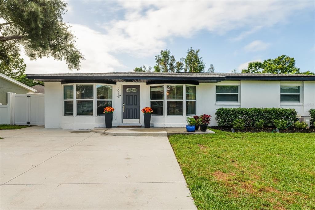 3914 W OKLAHOMA AVENUE TAMPA, FL 33616