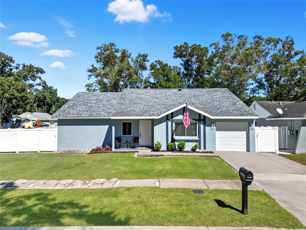 12421 PEPPERFIELD DRIVE TAMPA, FL 33624