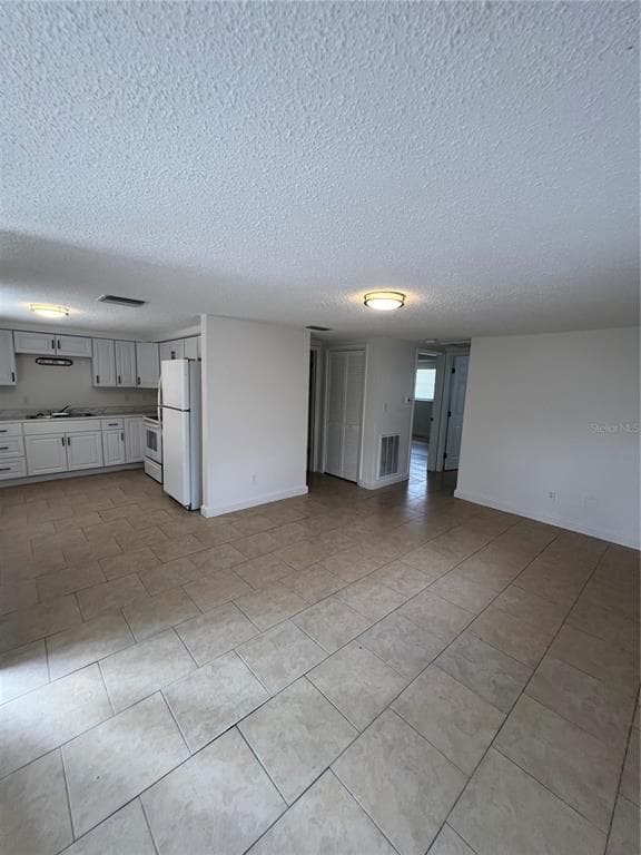 5329 LEMON NEW PORT RICHEY, FL 34652