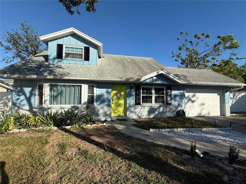 8211 128TH STREET SEMINOLE, FL 33776