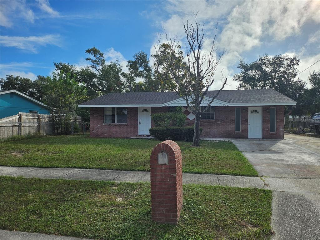 4419 ATWOOD DRIVE TAMPA, FL 33610