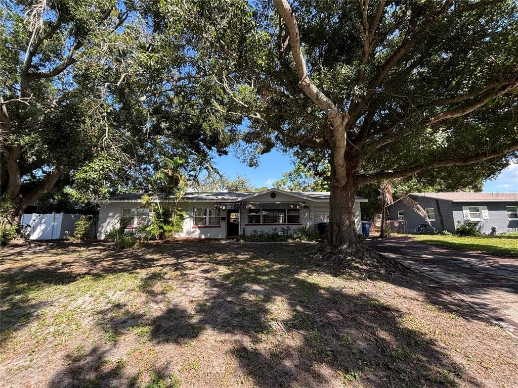 5550 5TH WAY S ST PETERSBURG, FL 33705