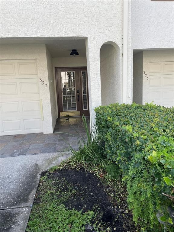 323 MADEIRA CIRCLE TIERRA VERDE, FL 33715