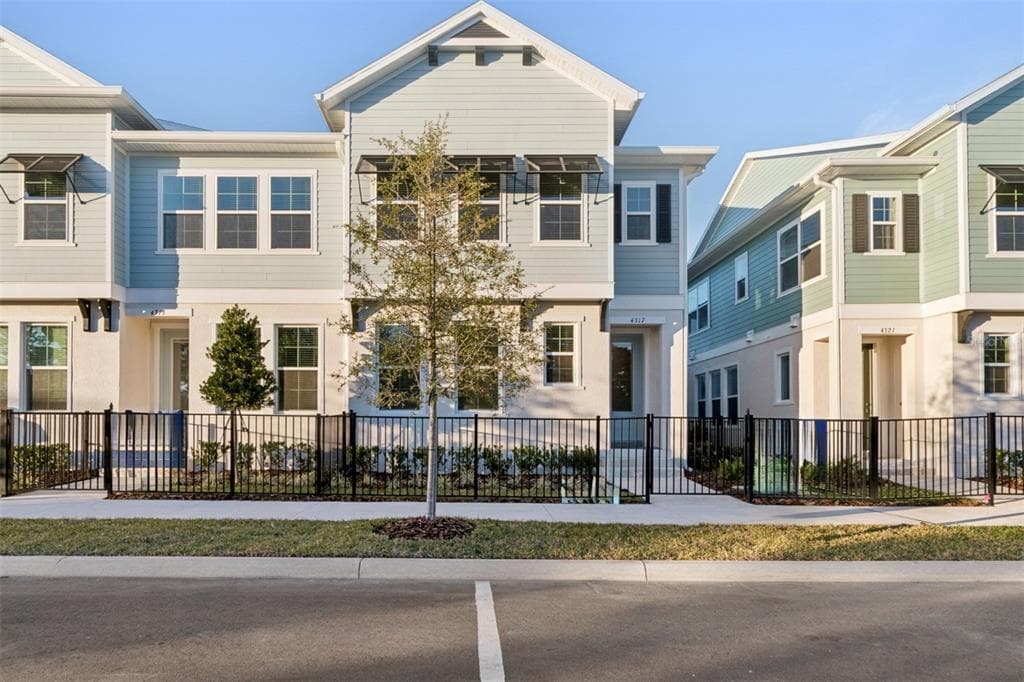 4317 ROUSH AVENUE ORLANDO, FL 32803
