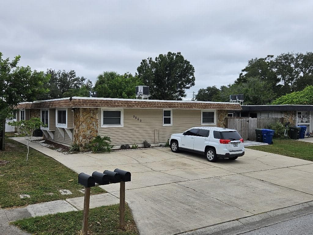 3505 SHERWOOD DRIVE UNIT B LARGO, FL 33771