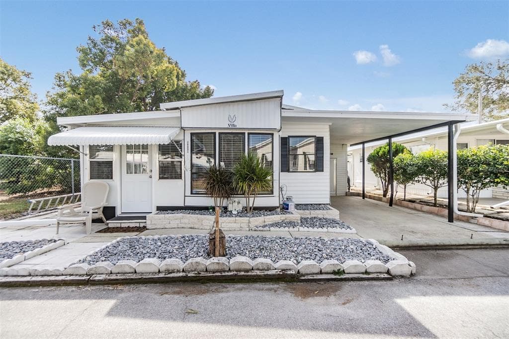 39334 MAHER DRIVE ZEPHYRHILLS, FL 33542