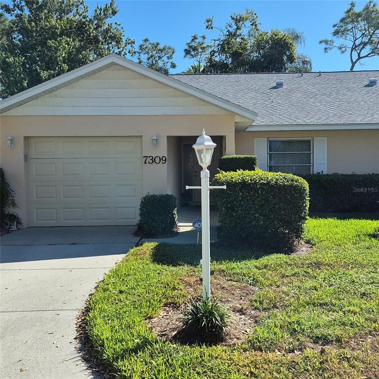 7309 ELEANOR CIRCLE UNIT 7309 SARASOTA, FL 34243