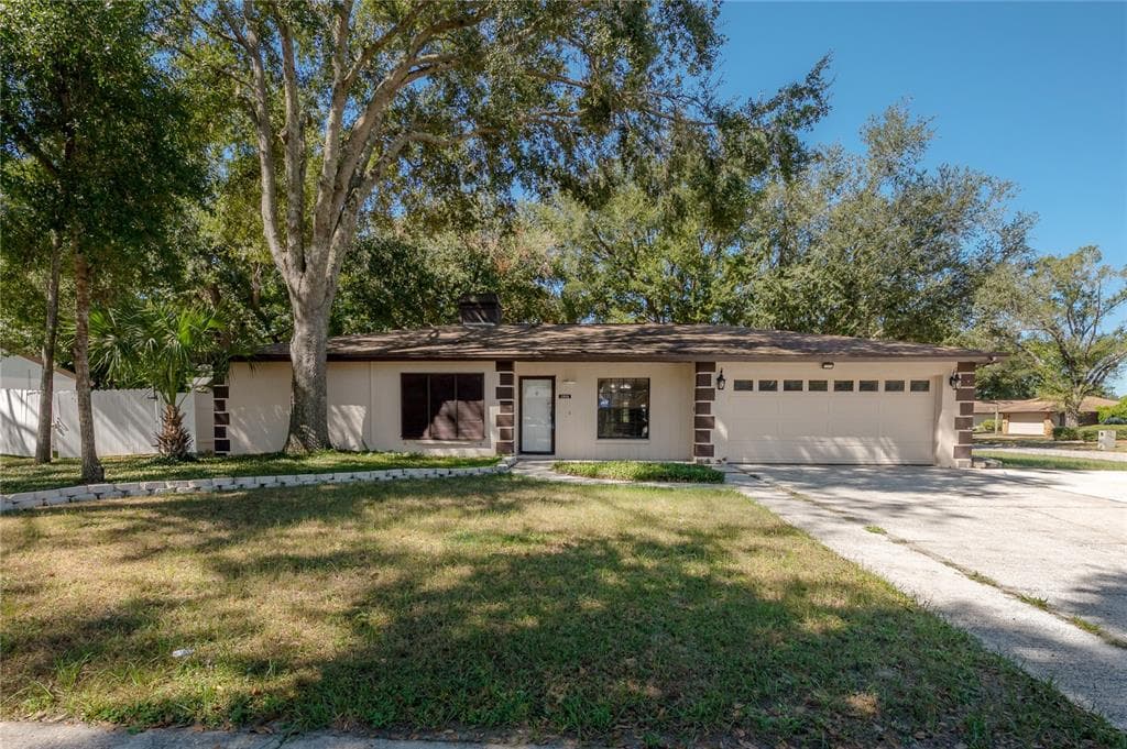 11014 CINDERLANE PLACE TEMPLE TERRACE, FL 33617