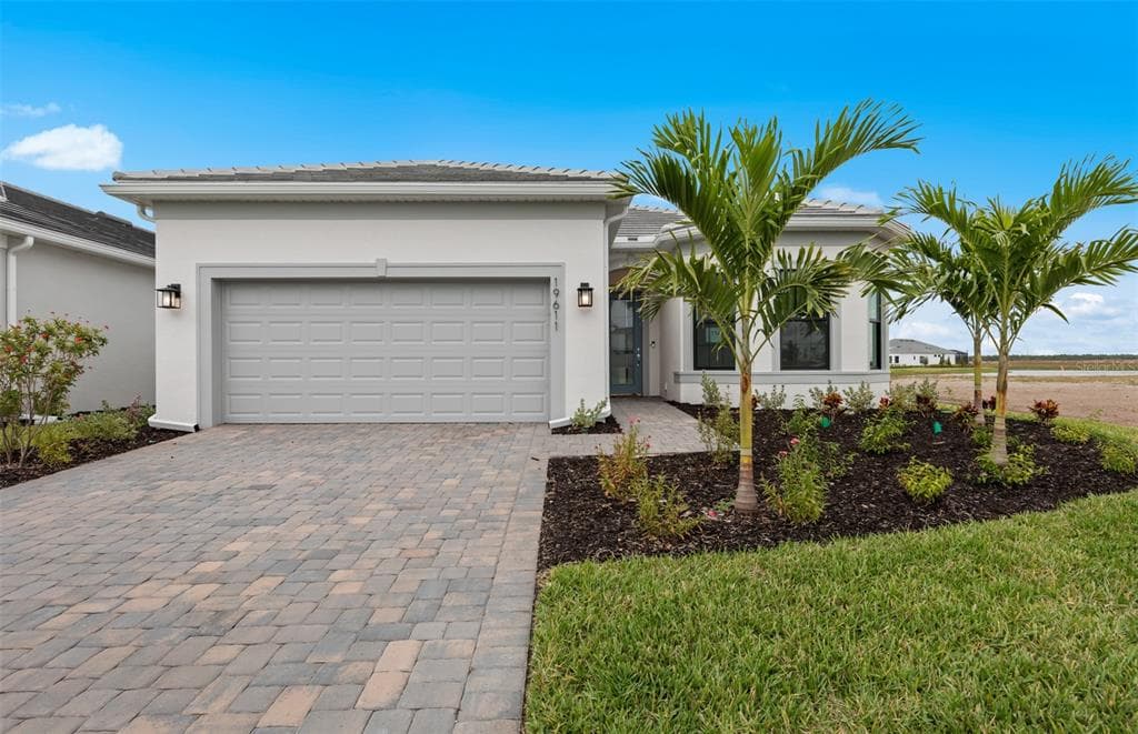 19611 INDIAN ROCK PLACE LAKEWOOD RANCH, FL 34211