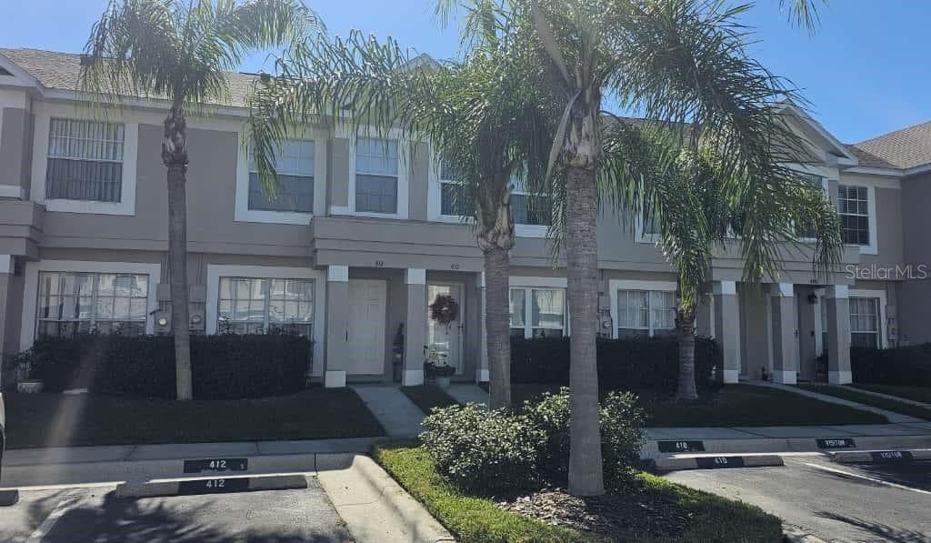 412 KENSINGTON LAKE CIRCLE BRANDON, FL 33511