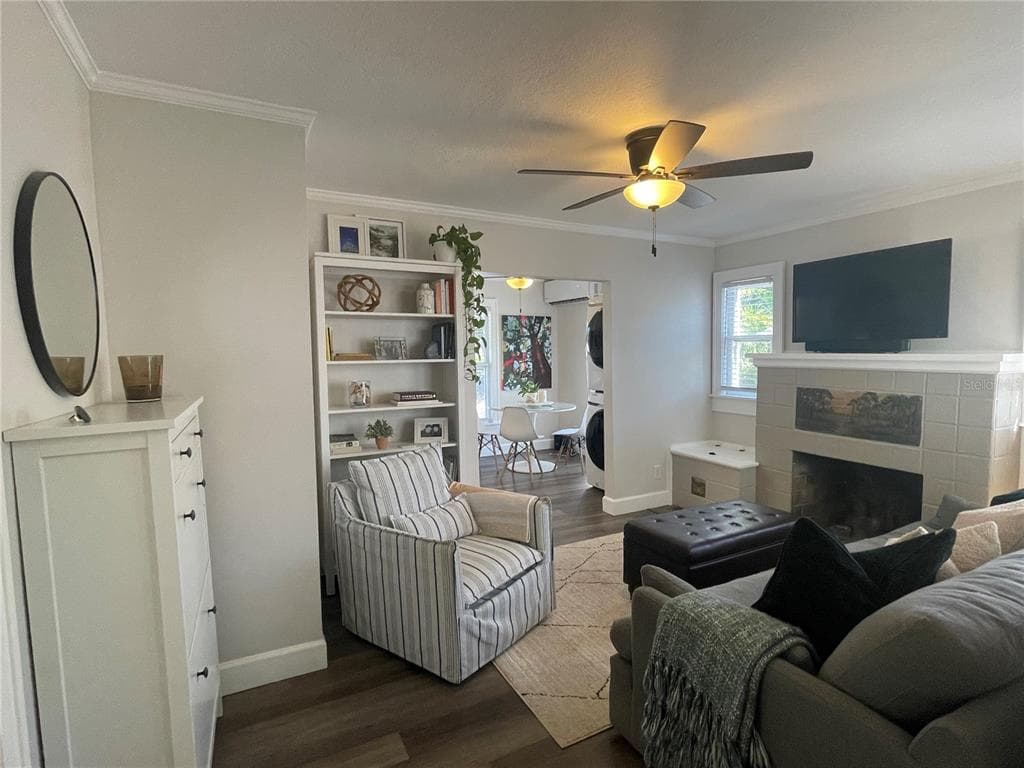 2624 12TH STREET N UNIT 4 ST PETERSBURG, FL 33704
