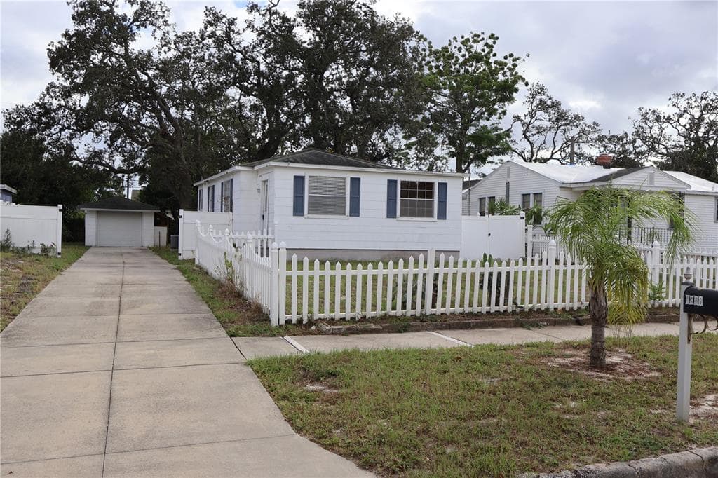 3908 W NORTH B STREET TAMPA, FL 33609