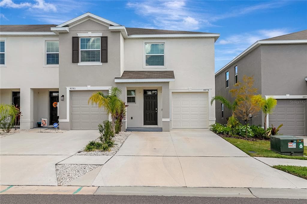 9279 ROCK HARBOUR WAY TAMPA, FL 33637