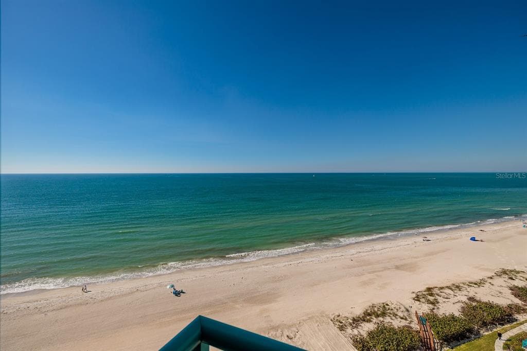 1560 GULF BOULEVARD UNIT 504 CLEARWATER BEACH, FL 33767