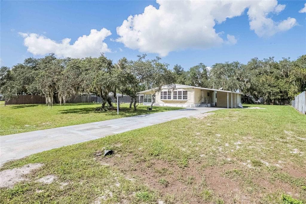 5850 RED FOX DRIVE WINTER HAVEN, FL 33884