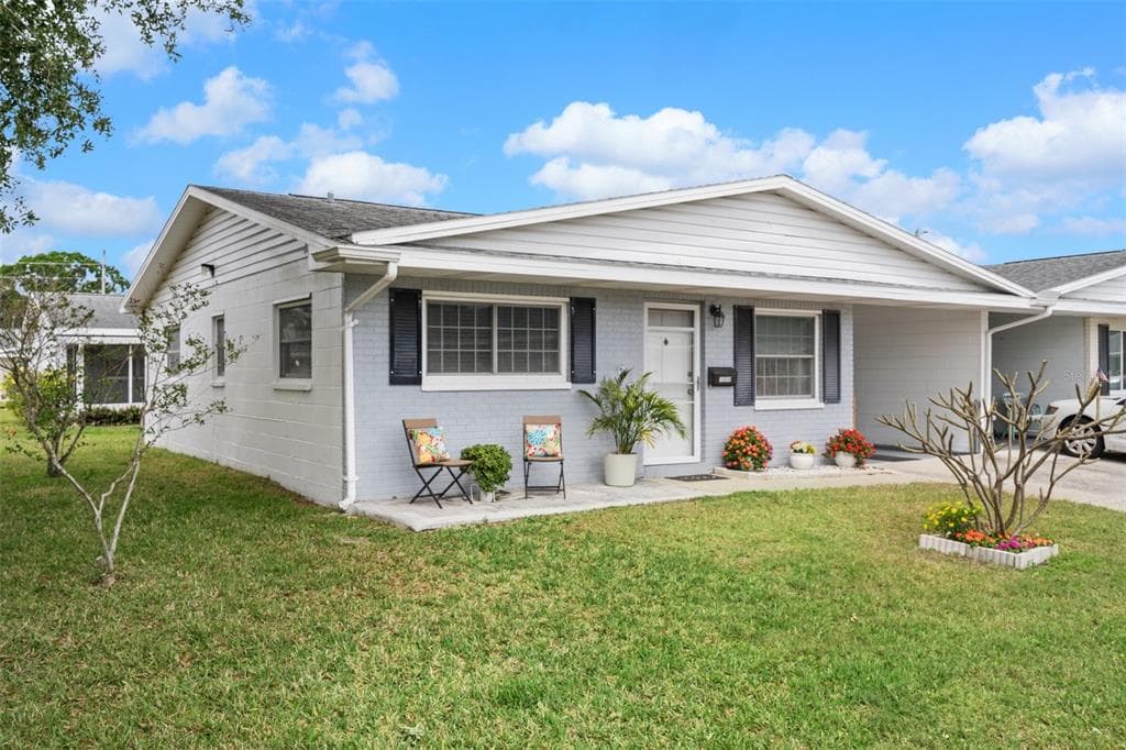 10008 DAFFODIL STREET N UNIT 186 PINELLAS PARK, FL 33782