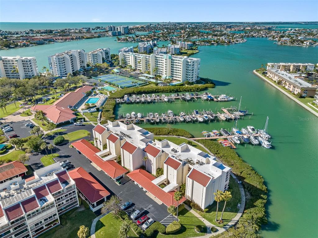7907 SAILBOAT KEY BOULEVARD S UNIT 107 SOUTH PASADENA, FL 33707