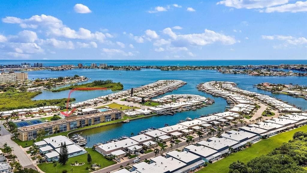 1 BOCA CIEGA POINT BLVD UNIT 213 ST PETERSBURG, FL 33708