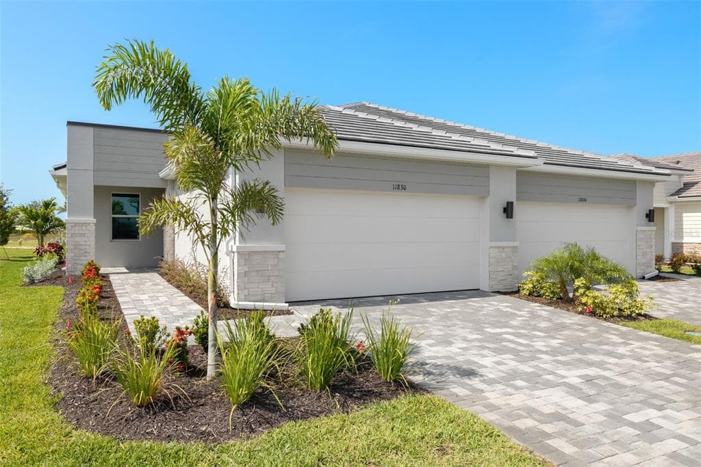 11857 BOUNDLESS TERRACE VENICE, FL 34293