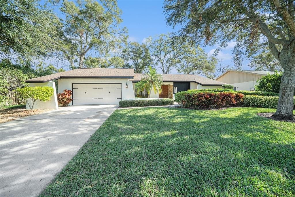 2383 INDIAN TRAIL E
