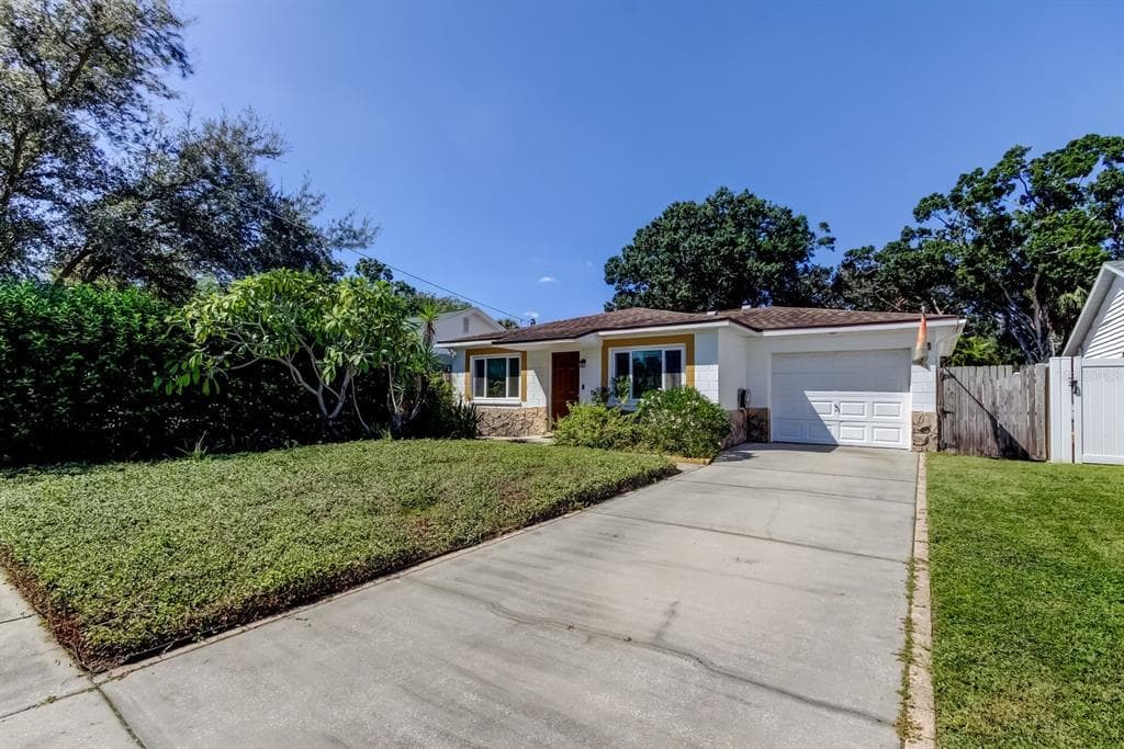 212 WASHINGTON AVENUE OLDSMAR, FL 34677