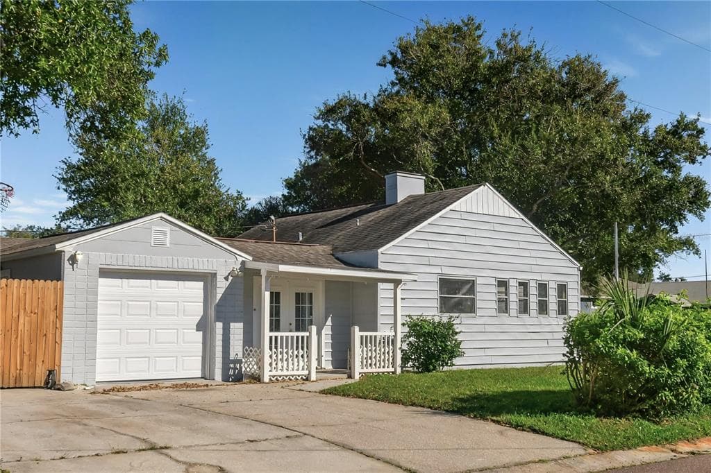 949 57TH AVENUE N ST PETERSBURG, FL 33703