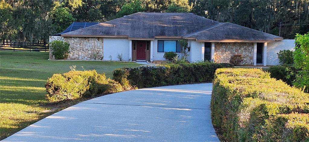 1804 E WHEELER ROAD SEFFNER, FL 33584