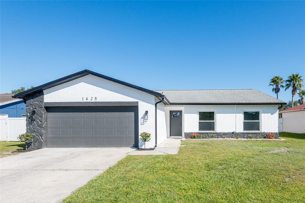 1428 FOXBORO DRIVE BRANDON, FL 33511