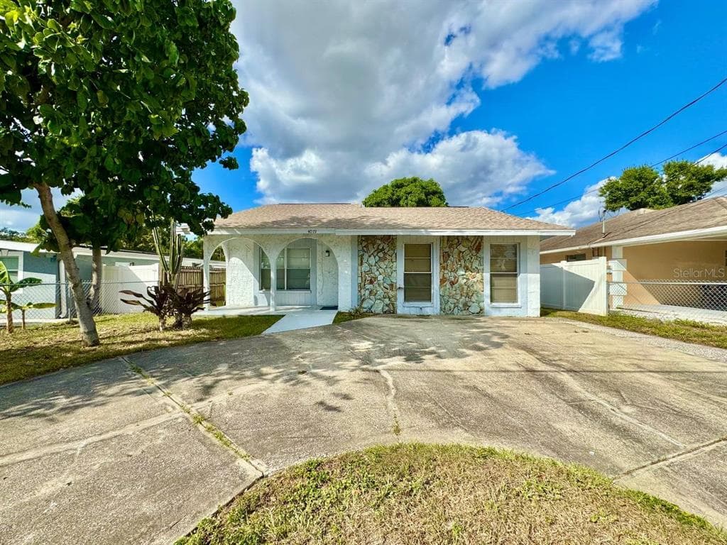 4019 W NASSAU STREET TAMPA, FL 33607